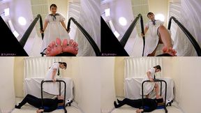 Mino Mashiro - Trampling the face of a man who loves soles with her Bare Feet - MOV