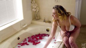 Bathing Beauty - S2:e1