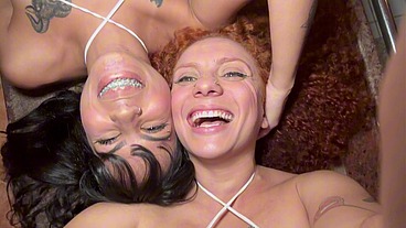 Aceitei pegar minha amiga em um menage com o marido dela - Katana Kai