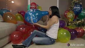 Comparing2BalloonBlow2pops - Kylie Jacobs - MP4 480p SD