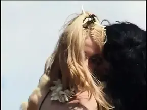American star gives raunchy blowjob to uncivilized fuckers