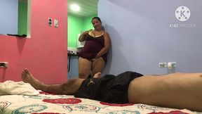 masdrastra pervertida espia asu hijastroy se lo folla