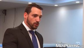 Muscular bodybuilder Denis Vega endures while Enzo Rimenez breeds him