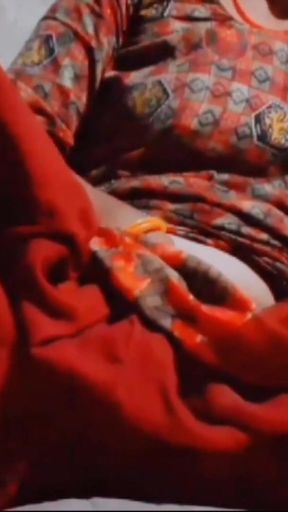 Key moment from &quot;Hot indian desi girl fingering&quot;