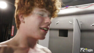 乱暴なセックス フェラチオ, 乱暴, 射精, 生ハメ, ディープスロート, 巻き毛 – ジャスパー・ローズ、アナルファックを受ける