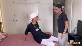 ELE VIU O PAU PRA FORA E LEVANTOU O BICH&Atilde_O