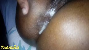 gozando no rabo da preta