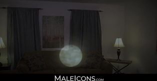 MaleIcons.com - Max Sargent and Lance's intense sex session pushes the boundaries of
