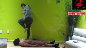 BAREFOOT CARPET STOMPING 2