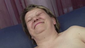 THIS MATURE MILF IS GOING TO GET FUCKED BY HER BEST FRIEND'S STEPSON