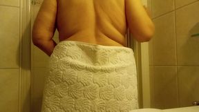 Real Mature Woman in the Shower - Soft Belly &amp; Natural Curves