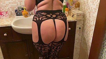 Luna destroys her throat and ass with a big cock