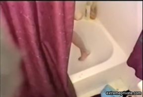 Stepsister 21 shaving legs and twat ()