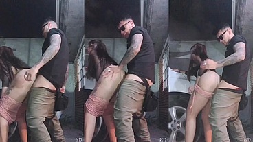 ESTA CHICA ME DA UNOS SENTONES EN MI PENE LLENO DE SEMEN Y DESPUES DE UN RATO TERMINO DENTRO DE ELLA