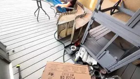 Fake Pizza Delivery: Tattooed wife takes huge cumshot while pretending to deliver pizza