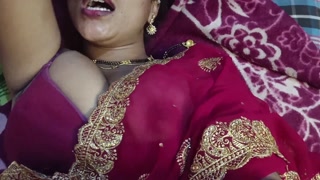 Hot sexy indian alone aunty pussy show with fingring