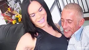 Hot Flip Flop Fuck With Brazilian Big Booty Tranny 11 Min With Kelly Cesario