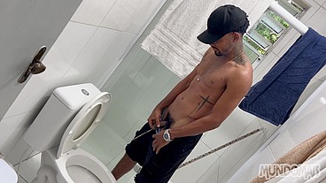 Homens Mijando (parte 8)
