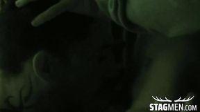 Bodybuilder Robin Sanchez works out his cock inside Damien Crosse