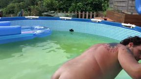 Outdoor gay cruising
