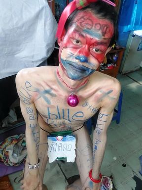 Hilarious clown.