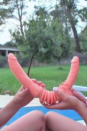 2 Horny Wet Girls Have Fun Together