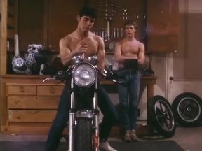 Huge 1 (1982) Classic Film Tube