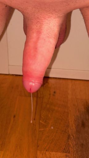 MILKING MY PROSTATE HANDSFREE CUM   Clip 2