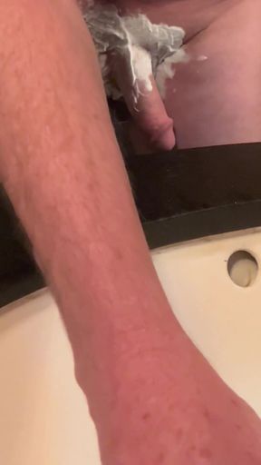 Shavin' Gets Me Horny Af