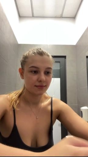 Jaw-dropping moment from &quot;Anal fucking in public&quot;