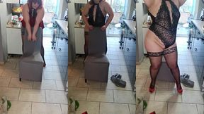 strip-tease n°6exib devant une baie vitree