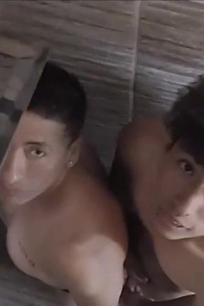 My Tinder Date Gives Me Her Ass in the Shower