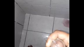 Moreno gozando muito