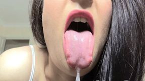 Wet Tongue Love (480p)