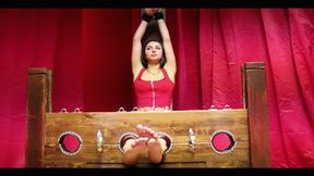 Vittoria's first time (1080p)