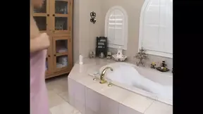 Isabel Ice: Huge Cocks and Anal Sex