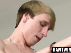 RawTwinkys.com - Jock Eli Sky hammers James Stirling's hungry ass