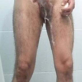 While I was taking a bath I wanted to give myself a nice soapy handjob.