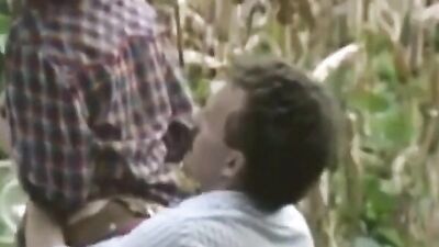 Siobhan Hunter, the ultimate Golden babe, gets her ass and pussy drilled hard in this hardcore missonary video