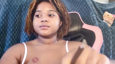 Tatted Ebony Babe Sucks Handcock Smoke Gets Gushed Big Tits