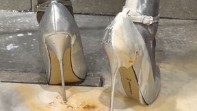 Silver 16cm Heels Doused in Piss, Tomato Soup and Paint MP4
