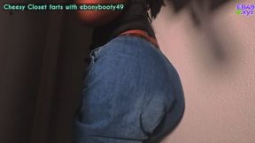 Gassy Ebony Stuck in Cheesy Closet
