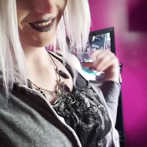 REAL FUTANARI JOI GOTH CHATURBATE WEBCAM GF SHOWS YOU HOW TO MILK YOUR COCK : Viii RedEyesBadDragon