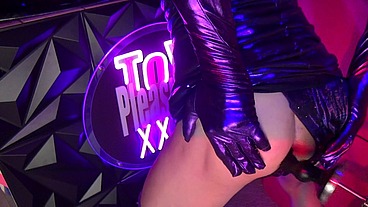 Toypleasurexxx - violette sissy anal sextoy