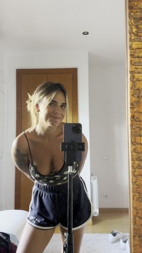 Spanish JOI in front of the mirror