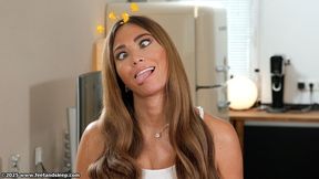 Natalia - Barefoot Home Fun