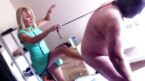 Ballbusting slave