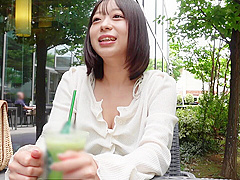 ボブカットの清純美女がエロいフェラで喘ぎます。月乃あや