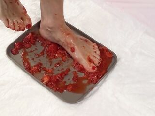 Strawberries on my soles and golden showers