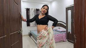 New Married Desi Bhabhi Ne Khud Se Chut Ka Pani Nikala